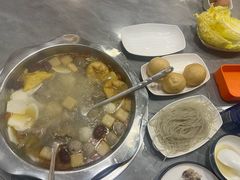 -光头药膳鸡(莱茵小镇店)