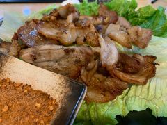 烤藏香猪肉-蘑统田下·野生菌火锅