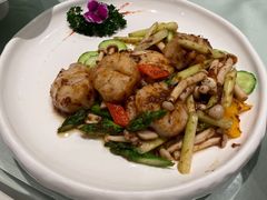 海鲜两面皇-蝶园·装修中(BFC外滩金融中心店)