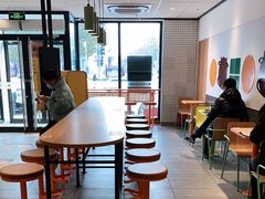大堂-麦当劳(玉桥中路店)