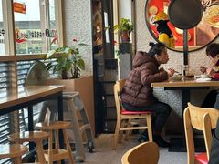 -佬钱湾仔(衣裳街店)