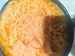 -肥汁米蘭香港米线(长宁来福士店)