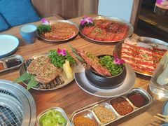 -明洞阿姨·韩式酱蟹烤肉·创意料理(三元桥店)