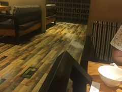 大堂-苹果树下艺术餐厅(宋庄店)