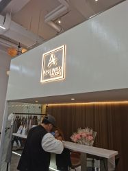 -I+造型烫发染发