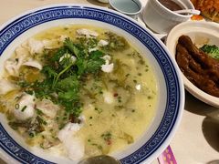 老坛酸菜鱼-本味轩精品茶餐厅(黄山路店)