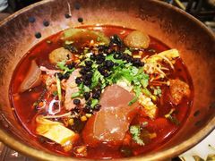 -成都你六姐·牛肉冒菜(上海环宇荟店)