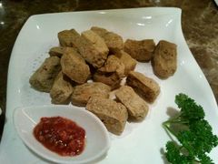 臭豆腐-小城故事·地道宁波味(月湖盛园店)