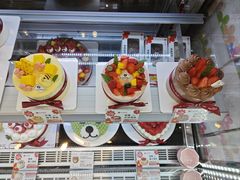 -花花卷卷·鲜食蛋糕(静安久光百货店)