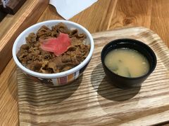 -牛気·越光米牛肉饭(水游城店)