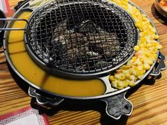 -青瓦炭韩潮烤肉(花园道店)