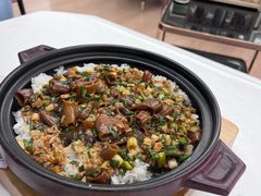 -品海楼·大连海胆锅贴馆(东港店)