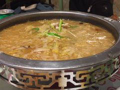 -吴记酱骨炖菜馆(西大直街店)