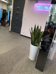 点击看大图 -愉己冥想·护发专门店