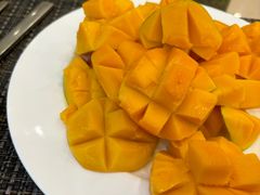 -元一希尔顿酒店·鲜切牛肉火锅禅自助餐厅