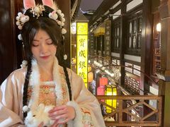 -汉仪华裳汉服馆(豫园店)