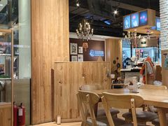 -藏猫猫咖啡主题馆(中央大道店)