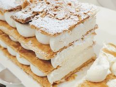 -法桐蛋糕·手作面包(万达公馆店)