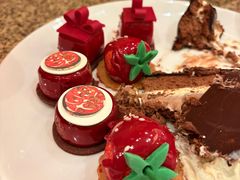 甜点-怡咖啡海鲜自助餐厅(浦东香格里拉店)