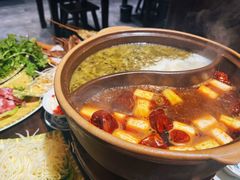-聚汇三少·龙虾·中餐厅(莫邪路新天地店)