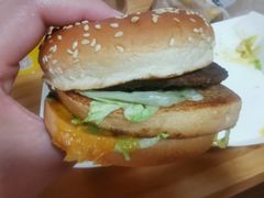 巨无霸-麦当劳(卫星广场店)