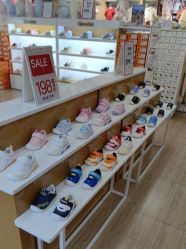 -孩子王(奥克斯广场店)