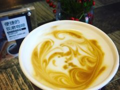 拿铁玛奇朵-麦隆咖啡Mellower Coffee(弘基时尚生活中心店)