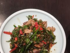 -川流不息·地道川菜·小龙虾(松东路店)