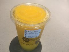 -瑞幸咖啡(宝华国际广场店)
