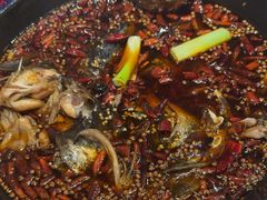 -何师傅美蛙鱼头(汉街店)