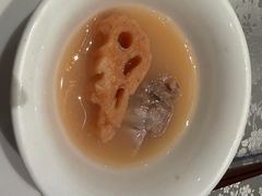 -莲餐厅·湖北菜·潜江小龙虾店(愚园路店)