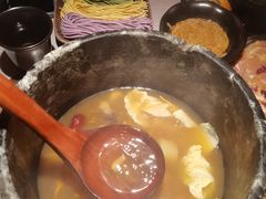 -芸山季·云南山珍菌火锅(人民广场来福士店)