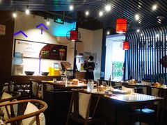 -尚尚仙·酸汤猪手·猪肚鸡火锅(华联万柳购物中心店)