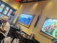 -富正毅三下锅·湘西韵味(天门山索道店)