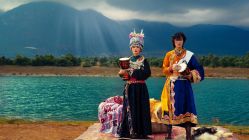 -AOROA·奥洛拉婚纱摄影·旅拍·礼服