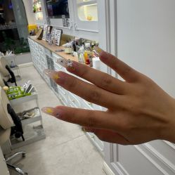 -Nail Me美甲美睫