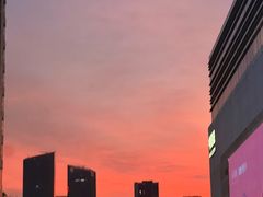 -DJI大疆(深圳华强北曼哈授权体验店)