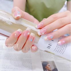 -七彩虹美甲美睫 半永久