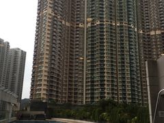 -九龙东皇冠假日酒店室外泳池