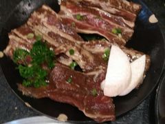 -草家酱蟹炭火烤肉店(珲春南路一店)