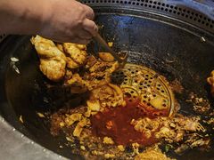 -百事晟渔村木火铁锅炖(玉带湾店)