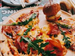 -水桶王国主题餐厅·聚会·生日派对·亲子活动·家庭套餐(亚龙湾希尔顿店)