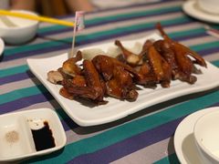 金牌红烧乳鸽-兰桂坊粤泰美食(较场西店)