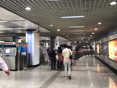 -陆家浜路(地铁站)