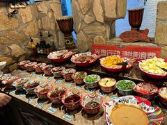 -老牌坊云南鱼豆花火锅(爱建店)