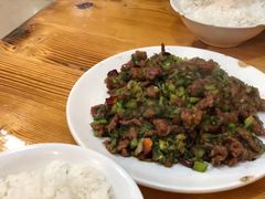 怪味牛柳-恩宏德餐馆(平山道店)