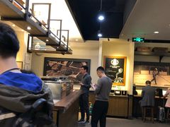 -星巴克(北京西站5号候车室)