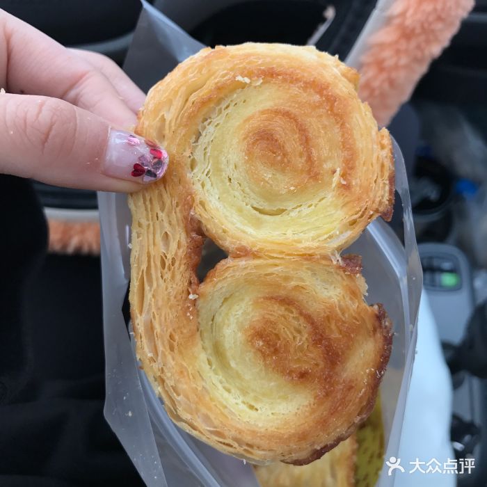 百香林西点(新河大店)蝴蝶酥图片 - 第1张