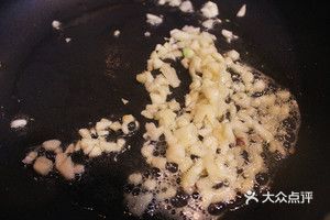 色香味俱全的下饭菜香菇肉沫豆腐 