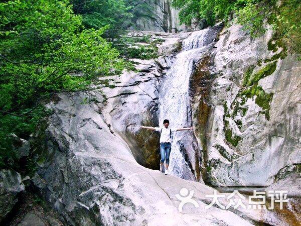 秦岭九龙潭景区